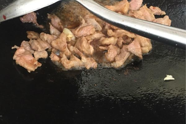 猪肉炒西芹的做法图解10