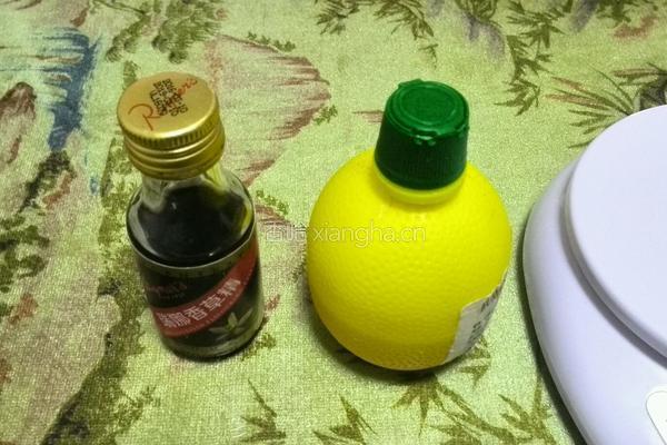 南瓜泥戚风蛋糕8寸的做法图解4