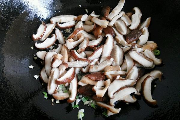 香菇油菜的做法图解9
