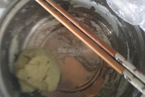 芹菜手擀面的做法图解3