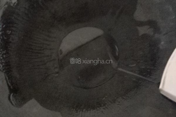 麻香葡萄干海鲜炒饭的做法图解5