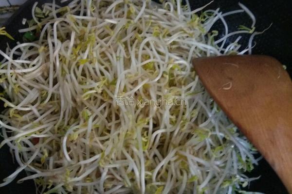 酸辣绿豆芽的做法图解2