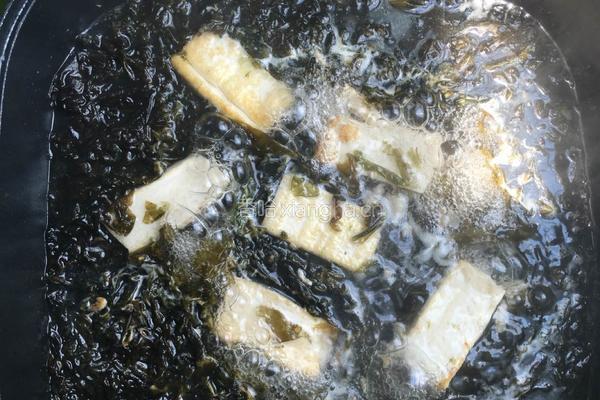 豆腐肉沫紫菜汤的做法图解4