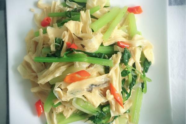 香芹炒腐竹的做法图解4
