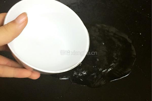 椰汁马蹄千层糕的做法图解2