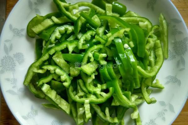 蒜苔炒肉丝的做法图解3