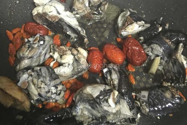酒糟乌鸡汤的做法图解7