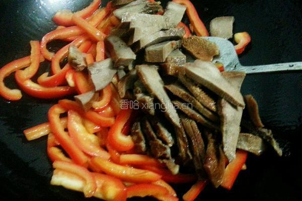 红椒炒猪舌的做法图解8
