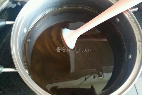 牛奶菊花龟苓膏的做法图解7