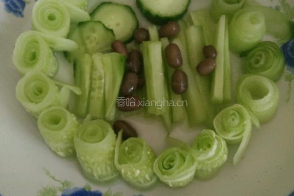 蜜红豆黄瓜卷的做法图解5