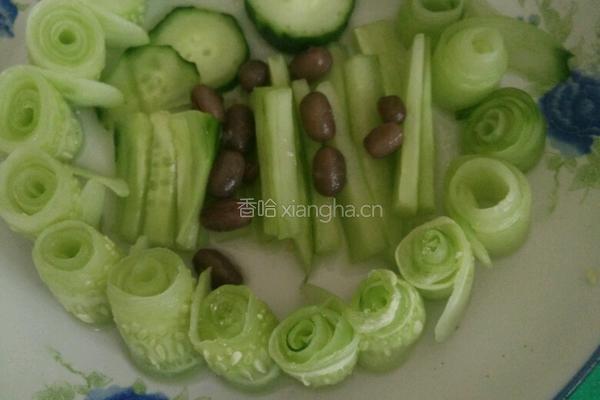 蜜红豆黄瓜卷的做法图解4