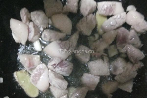 土豆炖肉的做法图解2