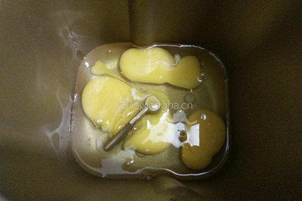 自制面包如何上色好看的做法图解1