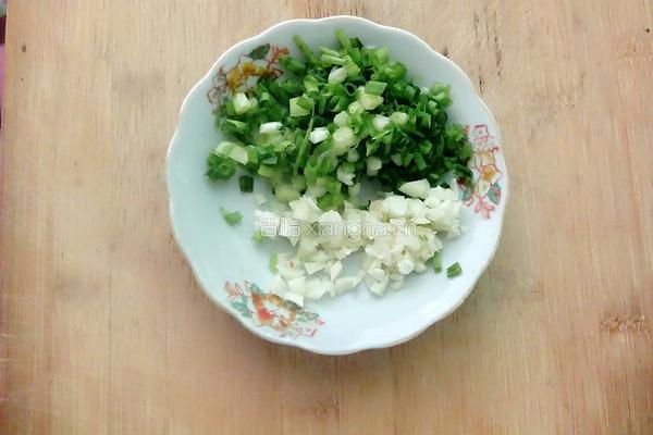 清炒茶树菇的做法图解2