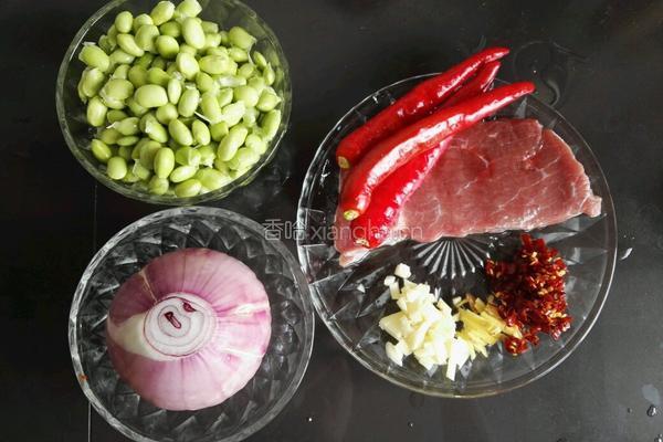青豆洋葱炒牛肉的做法图解1