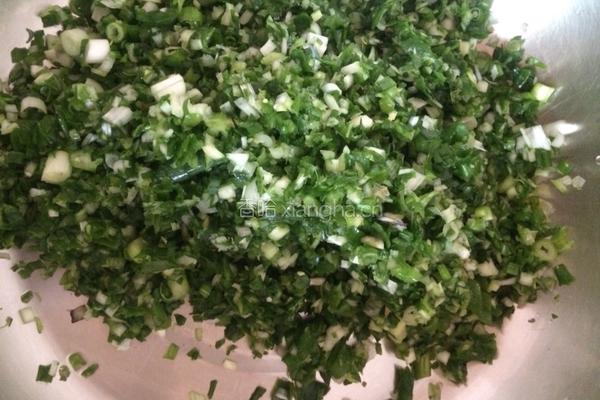 茄子粉条馅饺子的做法图解3
