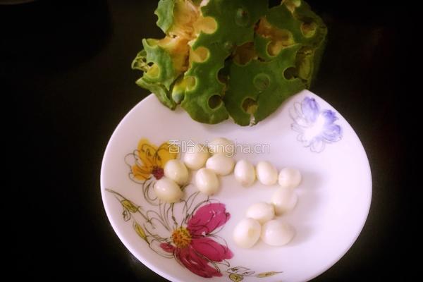 红枣莲子大麦茶的做法图解1