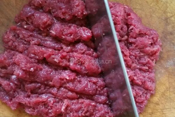生菜牛肉饼的做法图解2
