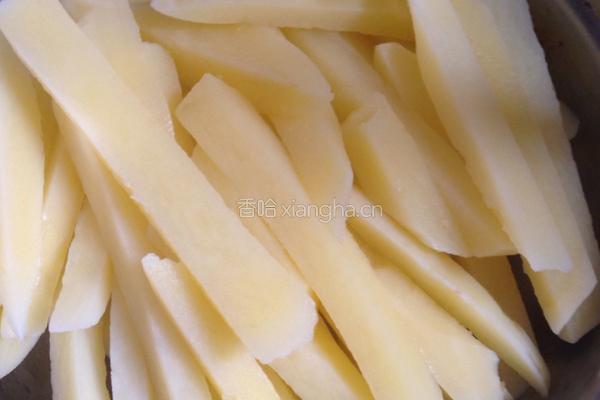 自制薯条的做法图解2