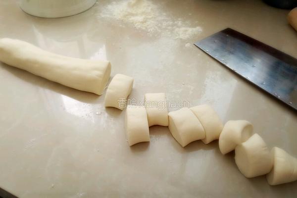 白菜腊肉豆腐包的做法图解12