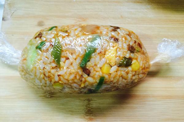 蛋包饭的做法图解4