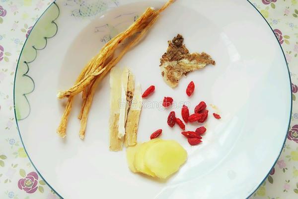 鸽子汤的做法图解2