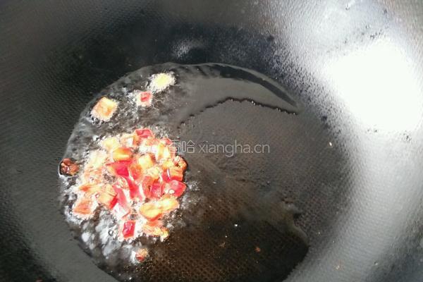 油泼蒜泥茄条的做法图解7