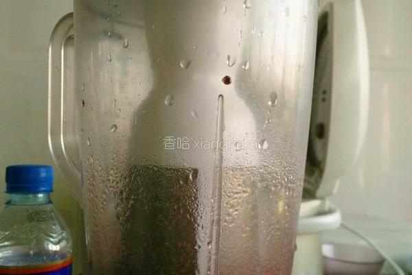 蜂蜜蓝莓戚风蛋糕（6寸）的做法图解1