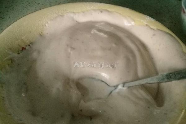 蜂蜜蓝莓戚风蛋糕（6寸）的做法图解7