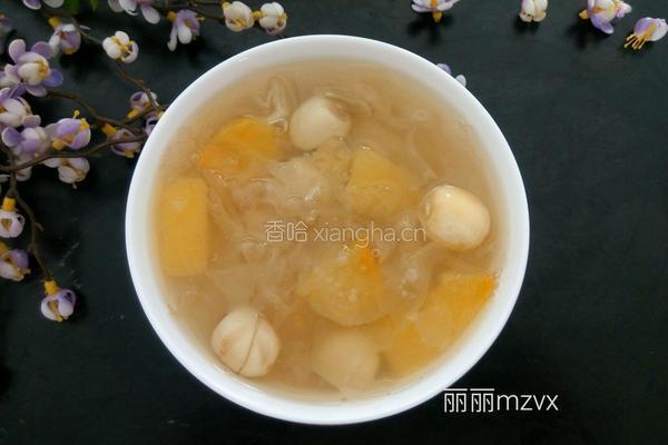 南瓜银耳莲子羹的做法图解6