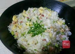 什锦炒饭的做法图解7