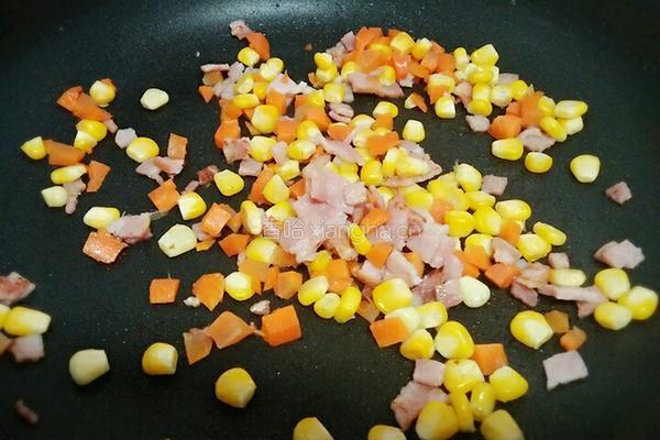 甜椒芝士焗饭的做法图解3