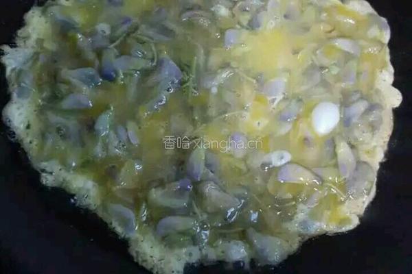紫藤花煎鸡蛋的做法图解3