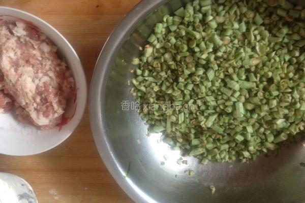 豆角火烧的做法图解1