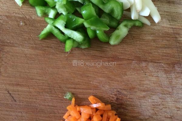 丝瓜炒土鸡蛋的做法图解4
