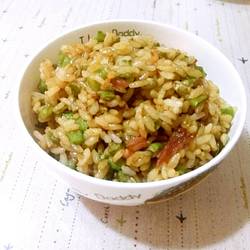 豇豆培根酱油炒饭的做法[图]