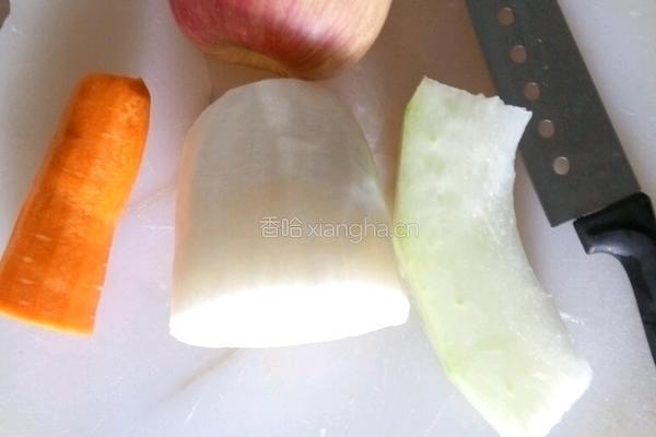 糖醋腌菜的做法图解1