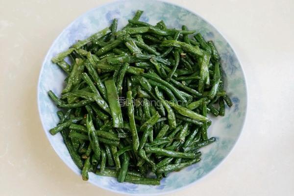 干煸豇豆的做法图解4
