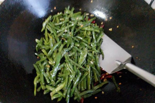 干煸豇豆的做法图解6