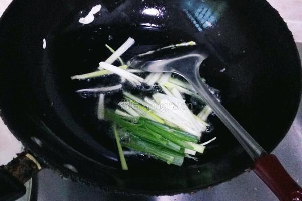 蔬菜炒面的做法图解6