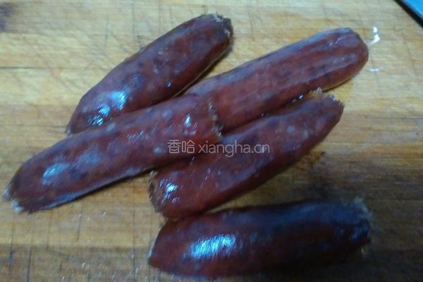 香肠沙拉的做法图解2