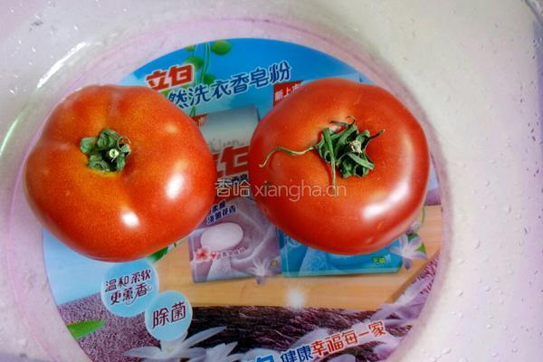 番茄炒肉片的做法图解1