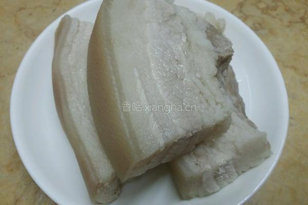 蒜苔炒肉的做法图解2