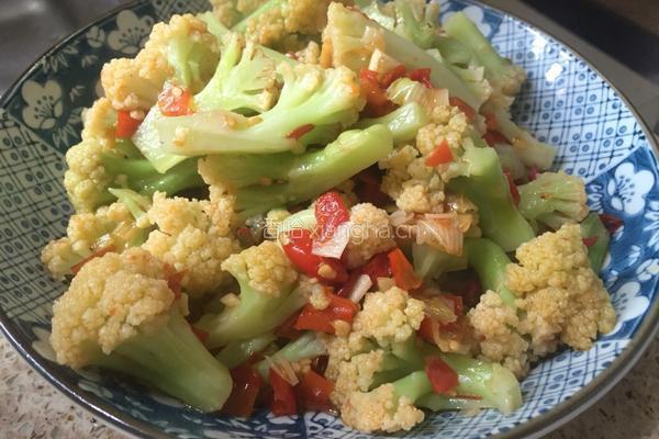 剁椒炒花菜的做法图解6