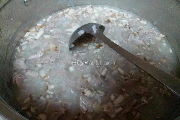 蘑菇瘦肉粥的做法图解5