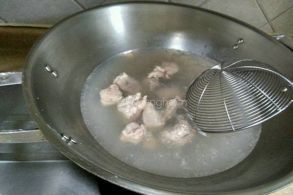红烧粉蒸排骨的做法图解2