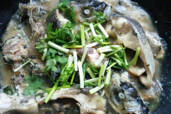 香焖大头鱼的做法图解7