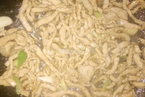 菜椒炒肉丝的做法图解4