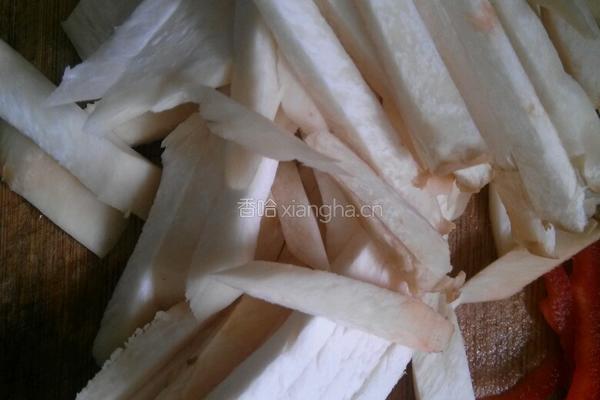 双椒杏鲍菇炒肉丝的做法图解4