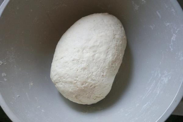 山韭菜鸡蛋饺子的做法图解2